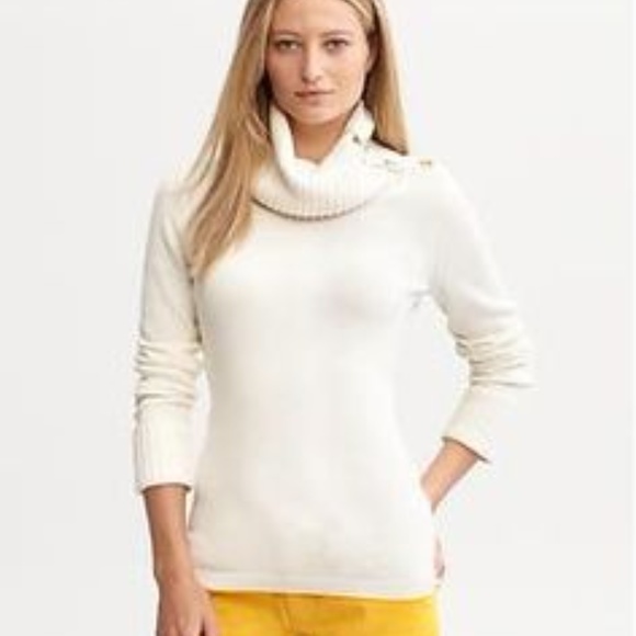 Banana Republic Sweaters - Banana Republic button up cowl neck sweater